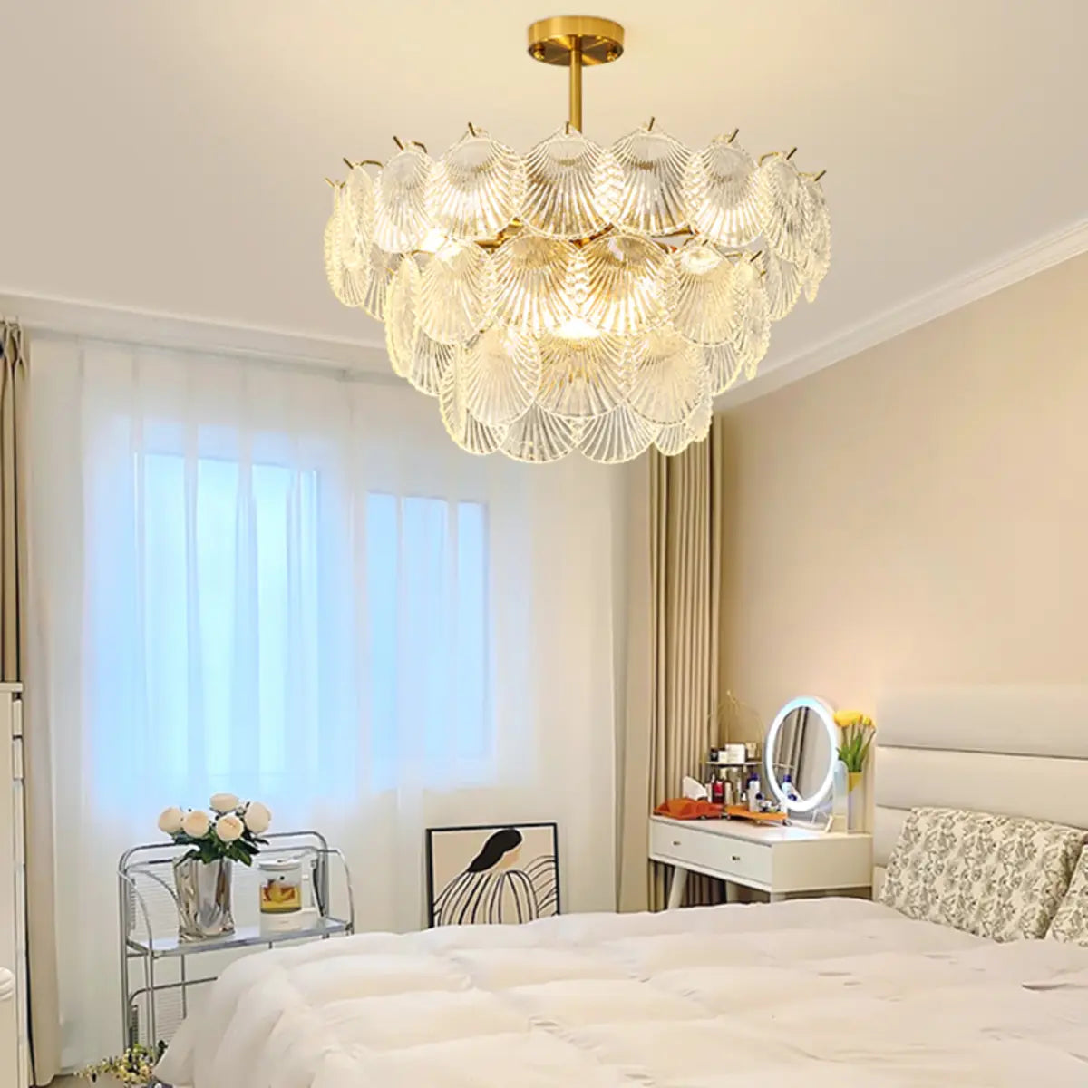 Italian Luxury Shell Tiered Glass Bedroom Gold Chandelier Image - 7