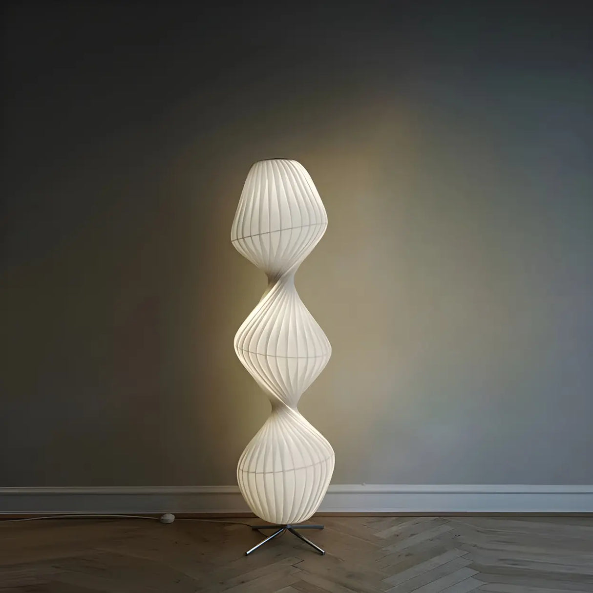 Mid-Century White Twisted TR33 Stehleuchte Floor Lamp Image - 5