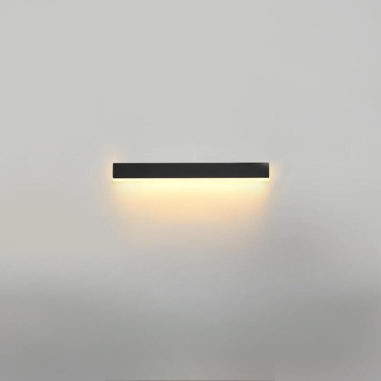 Minimalist Black Linear LED Metal Wall Sconce Light Image - 2