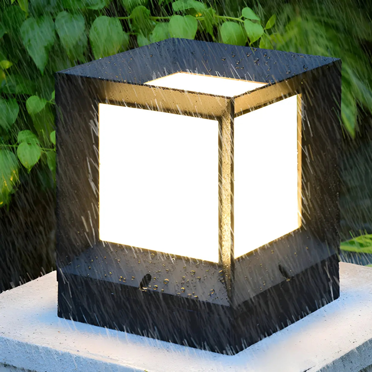 Minimalist Cube Metal Solar Outdoor Decor Table Lamp Image - 15