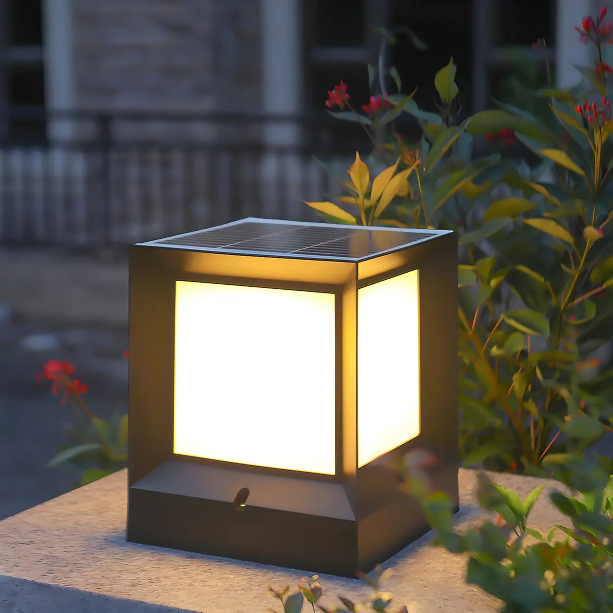 Minimalist Cube Solar Black Metal Outdoor Table Lamp Image - 1