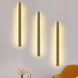 Minimalist LED Black Linear Metal Wall Light Sconce Image - 28