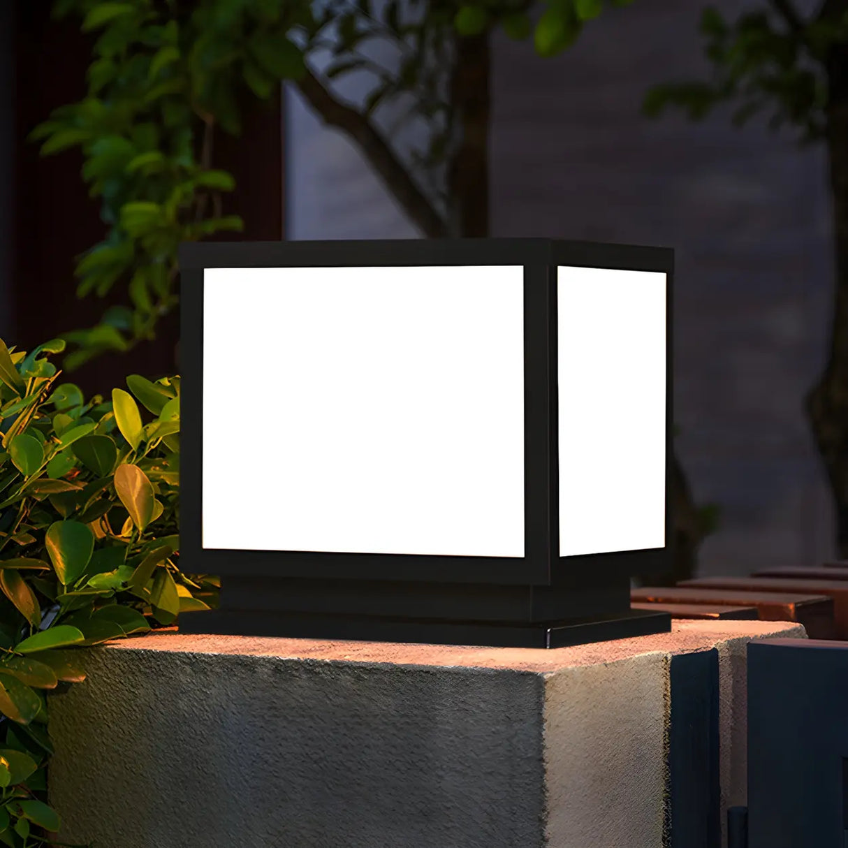 Minimalist LED Square Metal Outdoor Post Lamp Black Image - 1