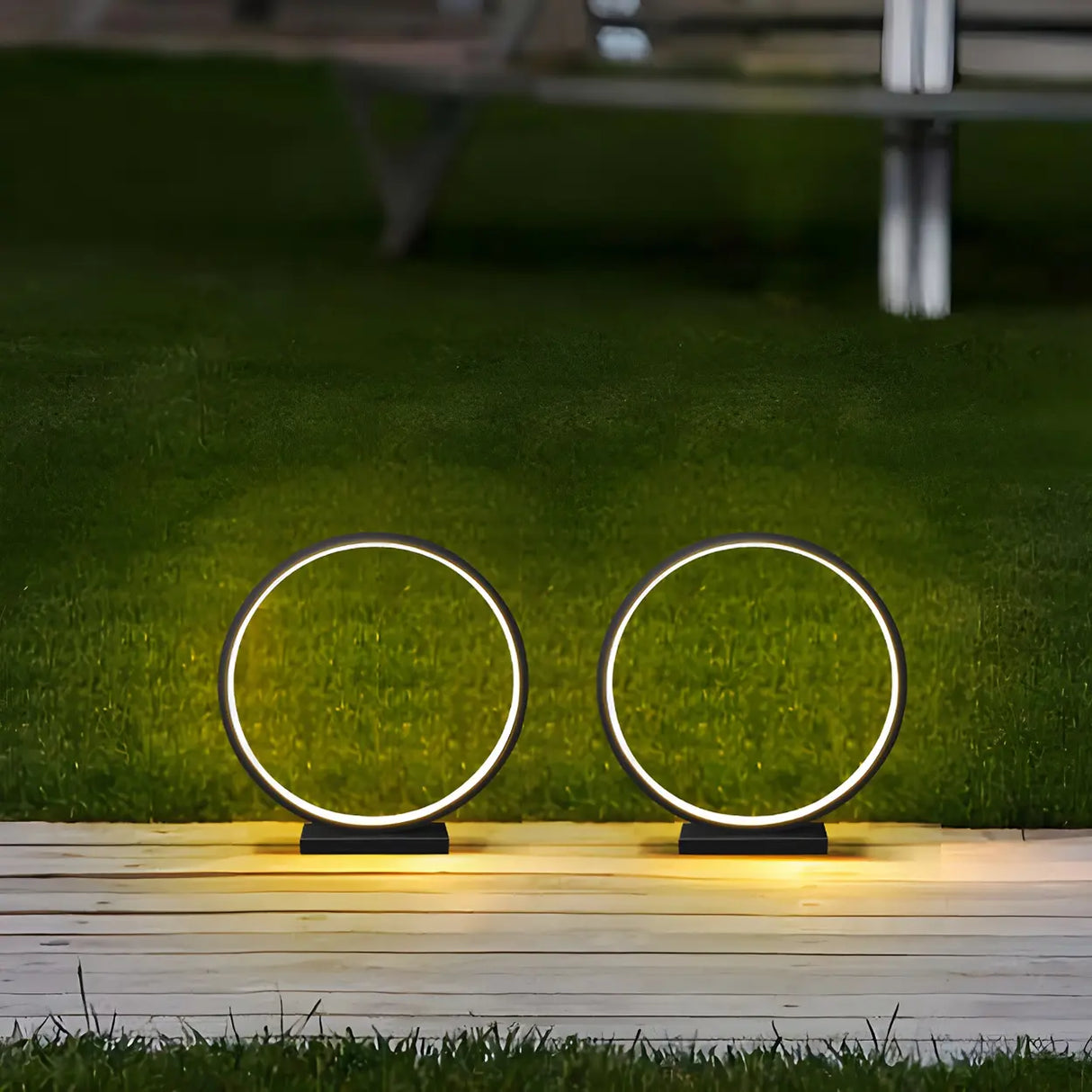 Minimalist Metal Circle Lawn Decor Outdoor Table Lamp Image - 4