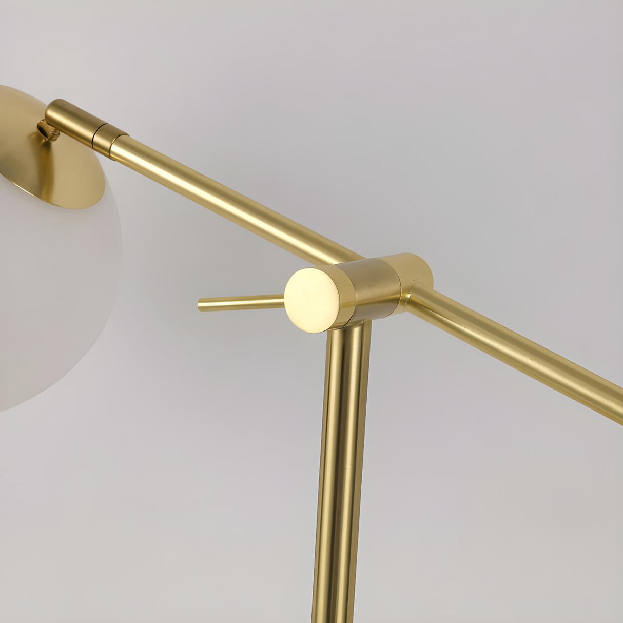 Minimalist Modern Globe Gold Metal LED Floor Lamp Image - 4