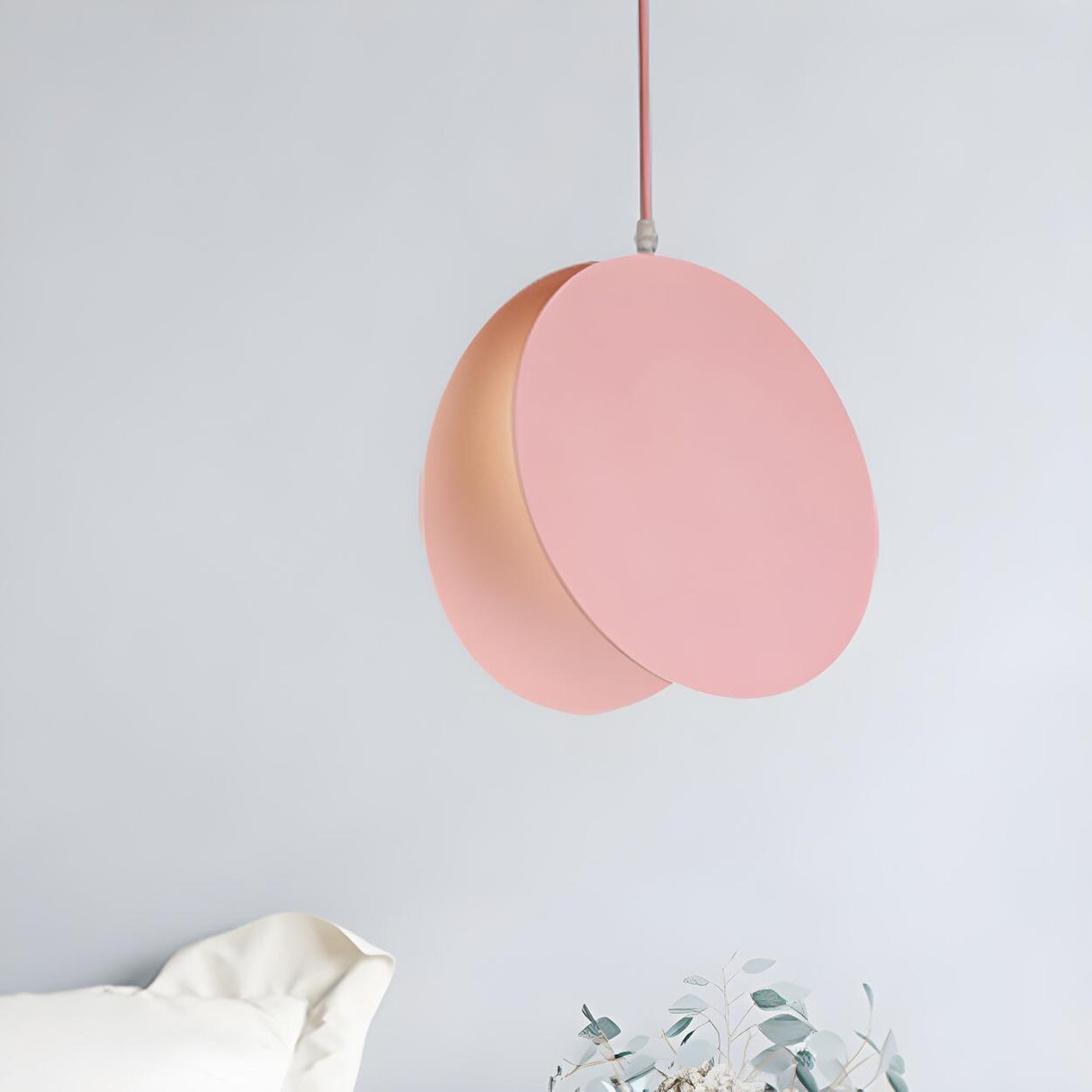 Minimalist Modern Sleek Black Metal Disc Pendant Light Image - 10