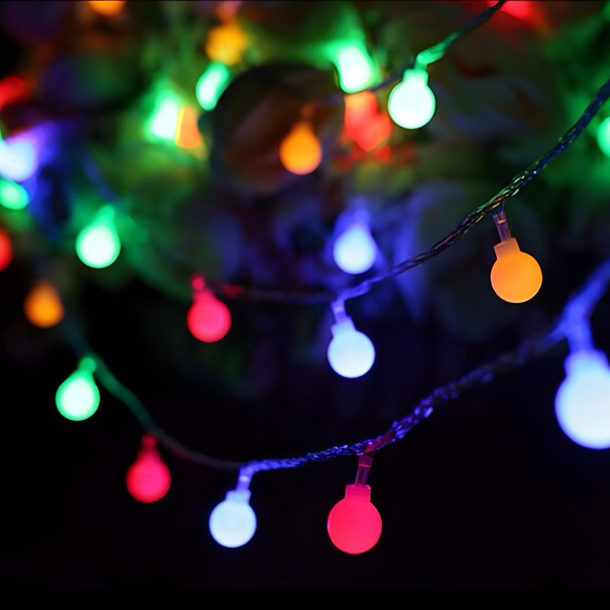 Minimalist Outdoor Ball LED Christmas String Light Image - 8