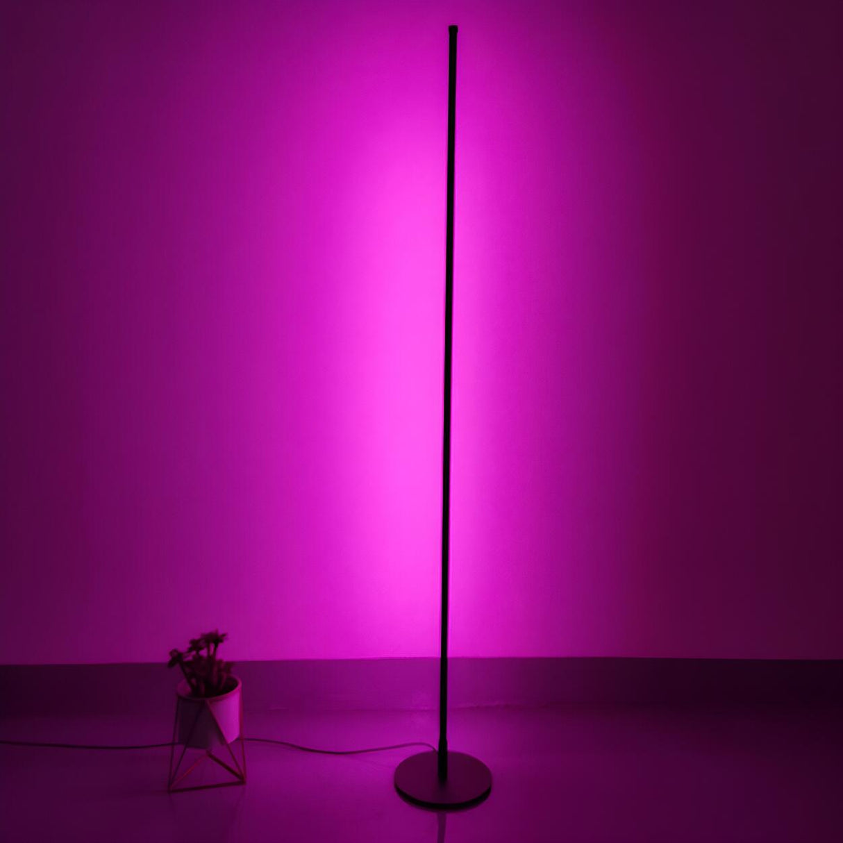 Minimalist Slim Black Linear Metal LED Floor Lamp Image - 14