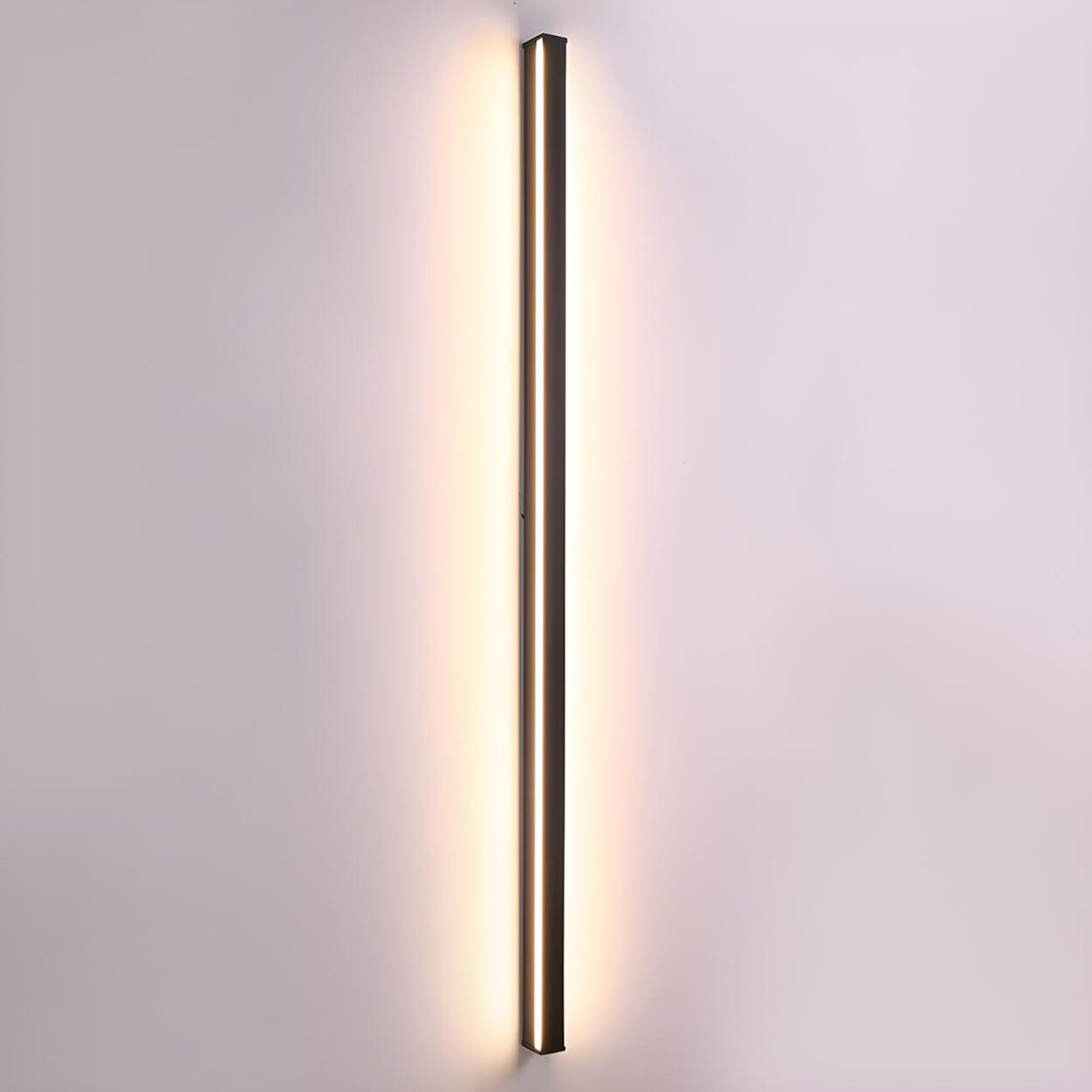 Minimalist Vertical Metal LED Wall Light Fixture Image - 12