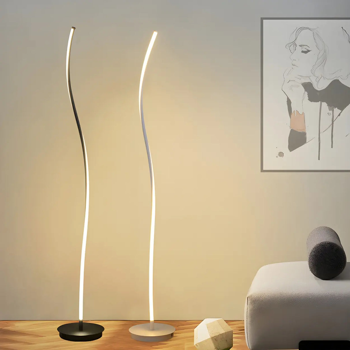 Minimalist White Curved LED Living Room Floor Lamp Image - 10