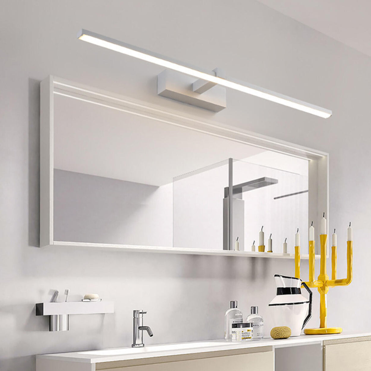 Minimalist White Linear LED Bathroom Vanity Light Image - 1