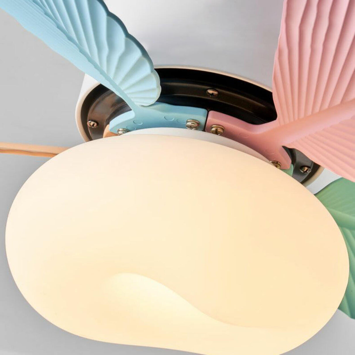 Modern 5 Blades Colorful Leaf-Shaped Ceiling Fan Light Image - 11