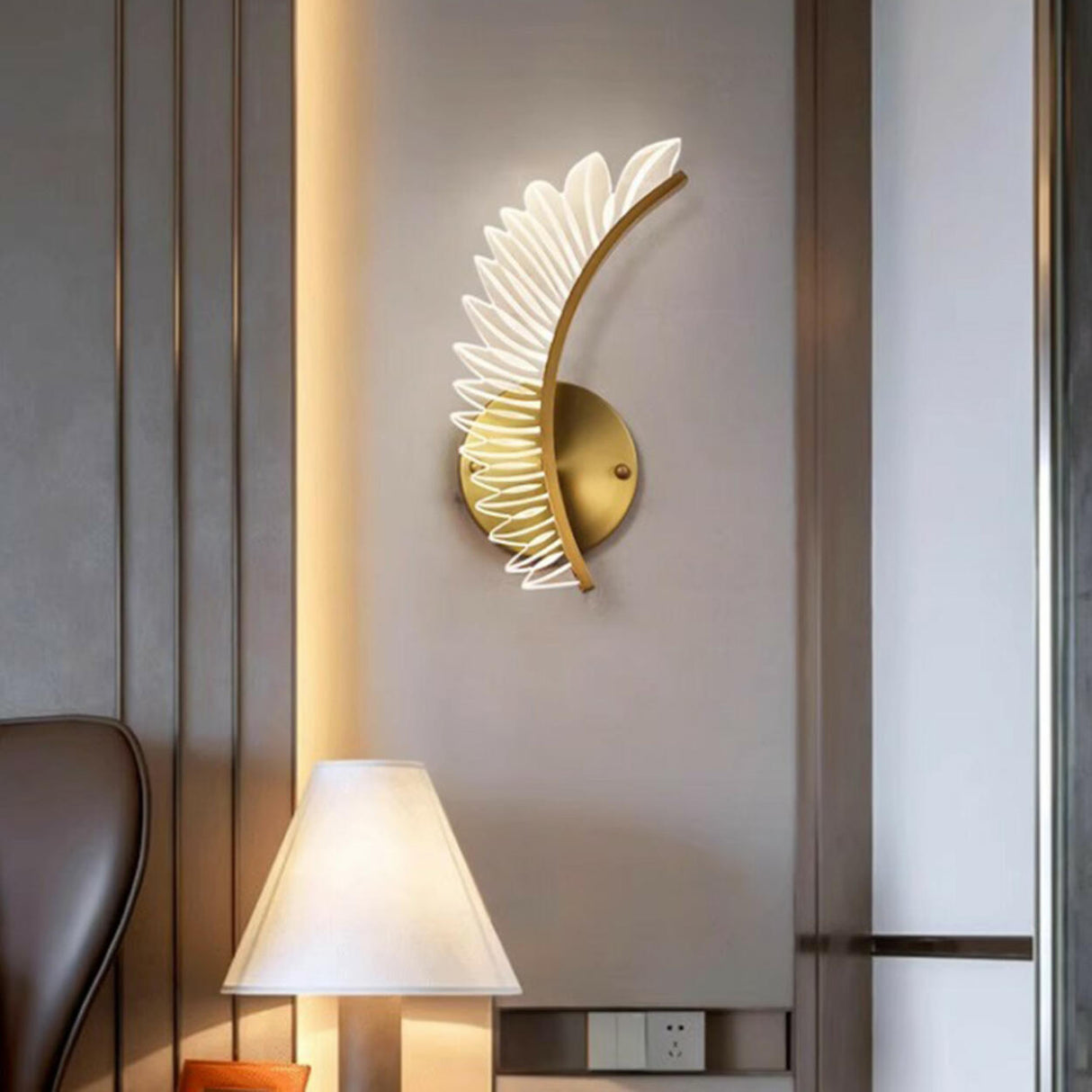 Modern Artistic Gold Leaf LED Wall Sconce Image - 3