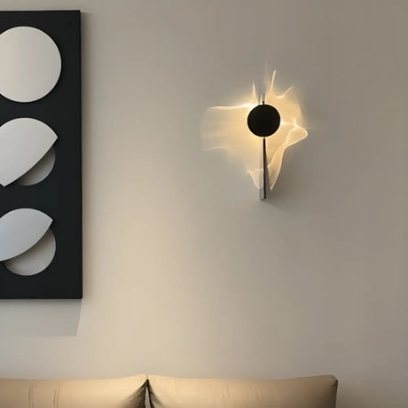 Modern Artistic Light Black Geometric Wall Sconce Image - 1