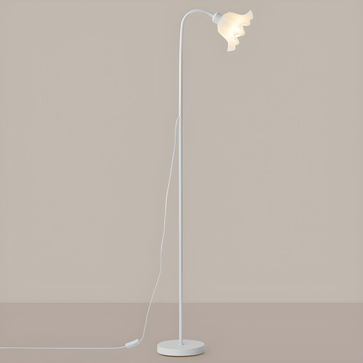 Modern Bedroom Floral Black Metal LED Floor Lamp Image - 3