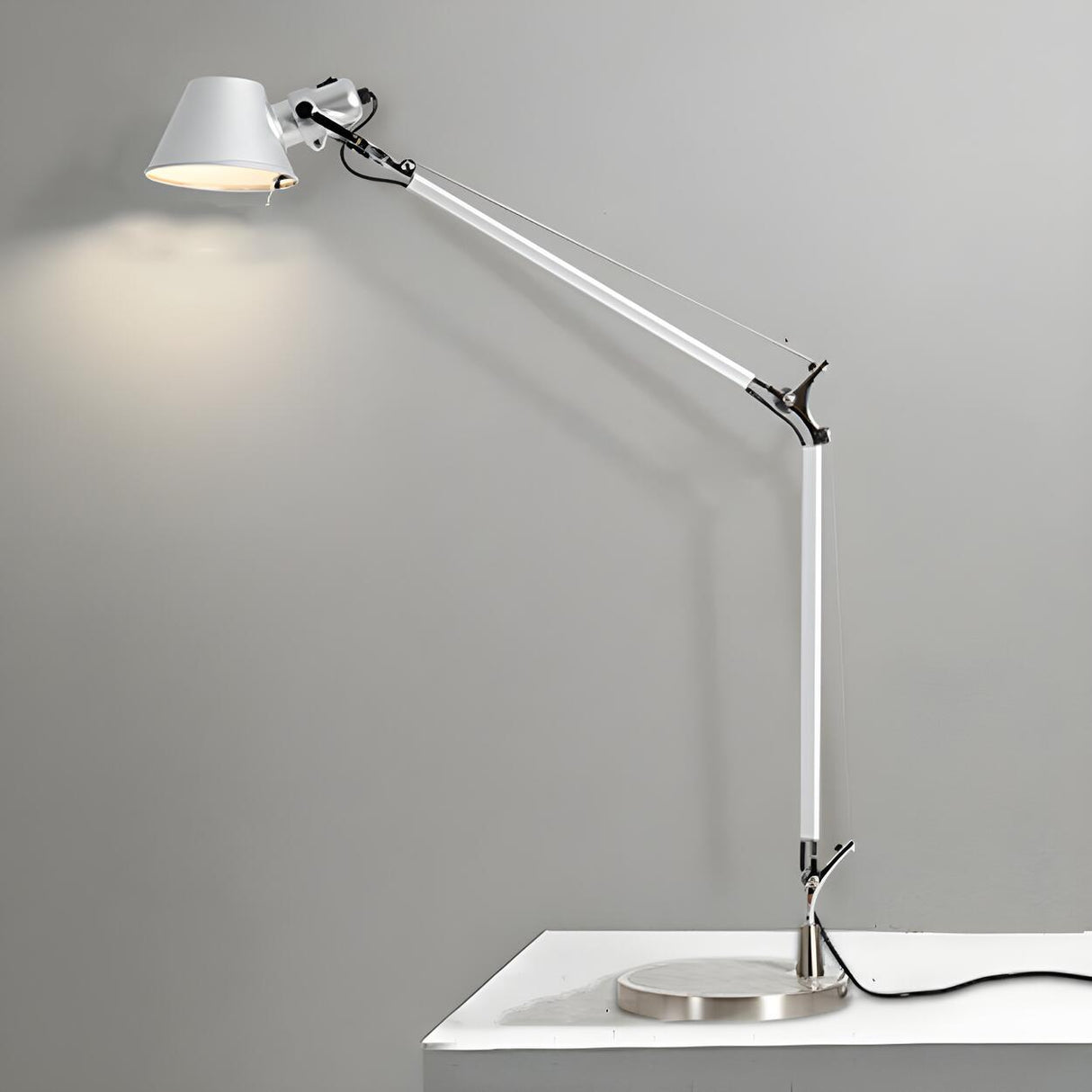 Modern Bell Shape Adjustable Mechanical Table Lamp Image - 6