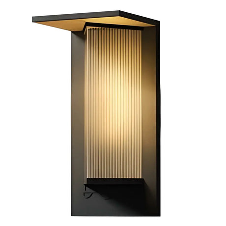 Modern Black Metal Geometric Outdoor LED Wall Light Image - 2