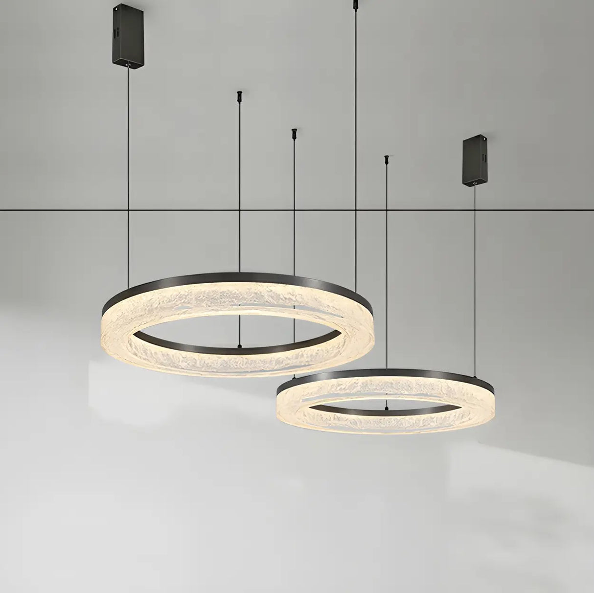 Modern Circular Acrylic Pendant Light Dining Room Chandelier Image - 2