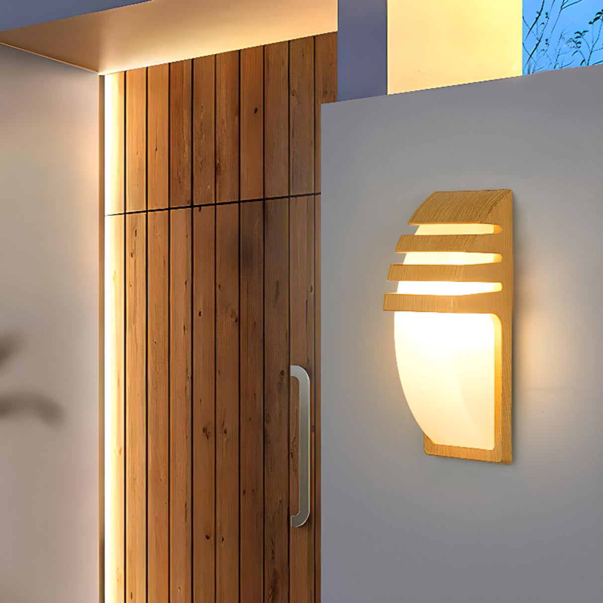 Modern Curved Outdoor Wooden Wall Sconce Image - 4