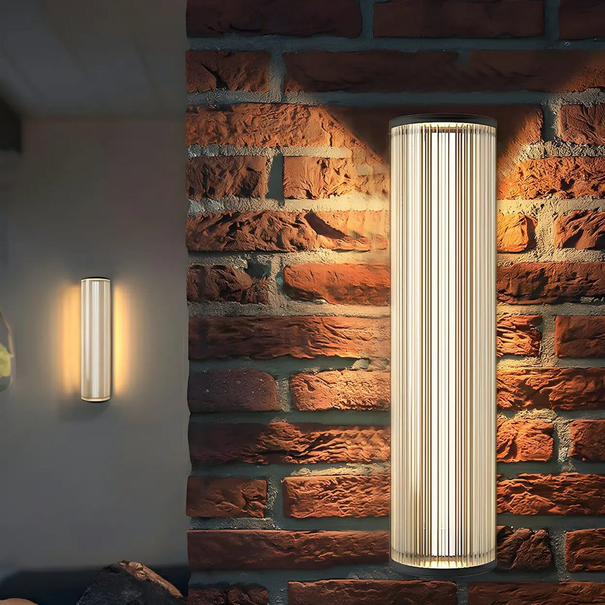 Modern Cylinder Black Metal Outdoor Wall Sconce Light Image - 1