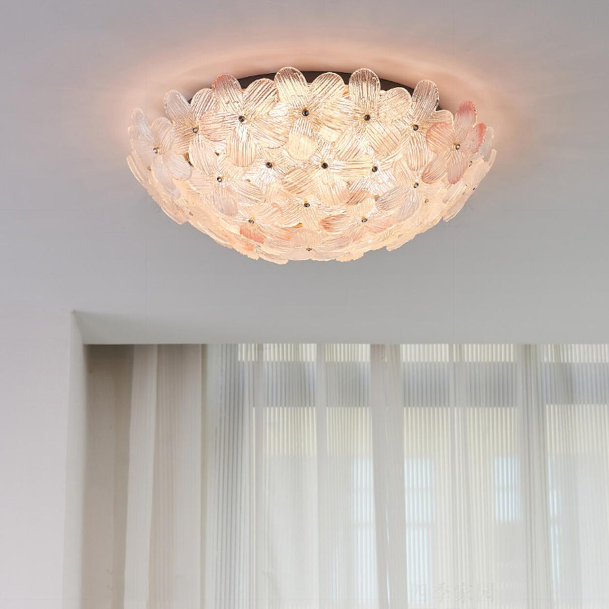 Modern Elegant Flower Petal Vaulted Flush Mount Light Image - 1