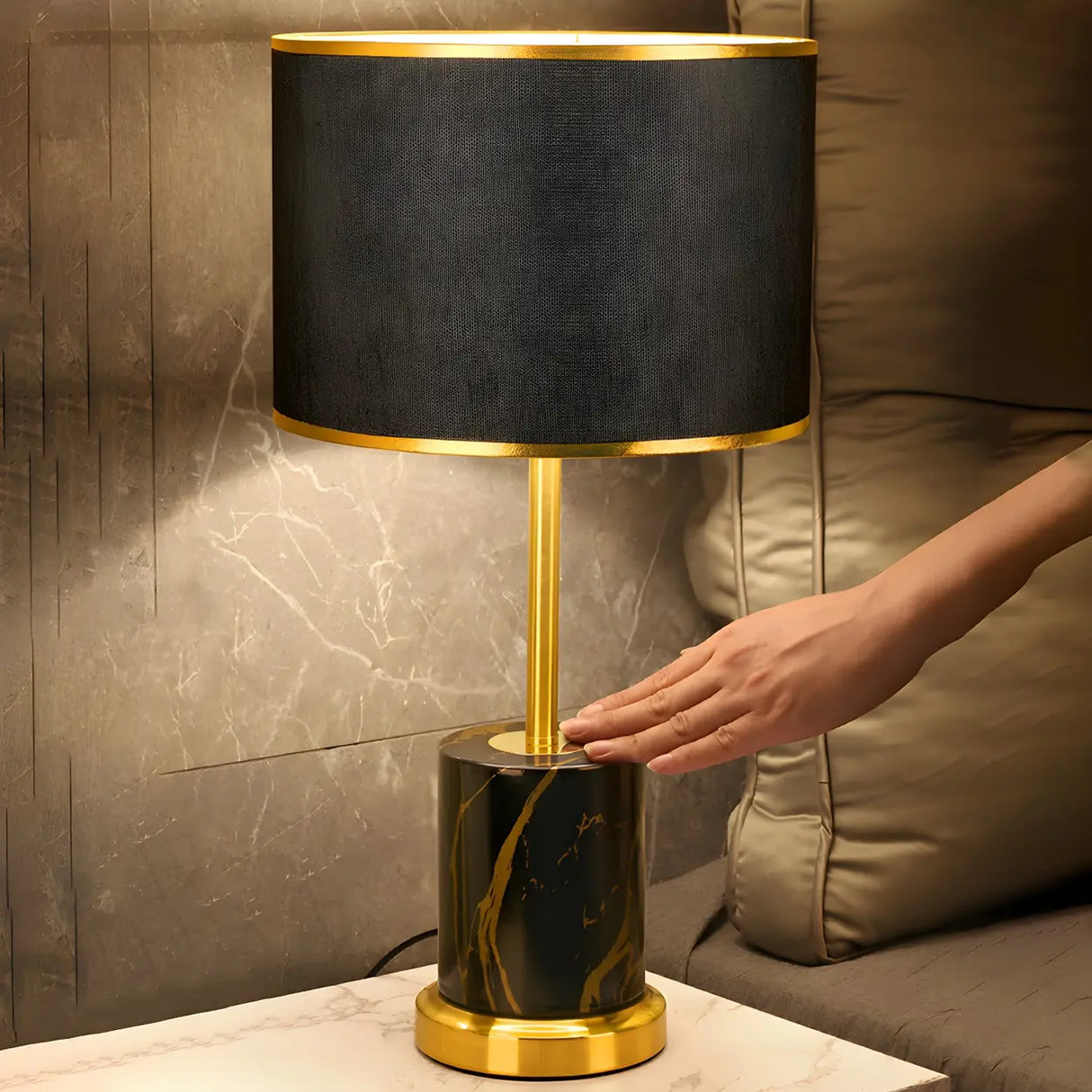 Modern Fashionable Black Cylindrical Metal Table Lamp Image - 1