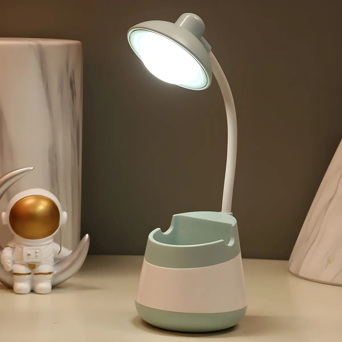 Modern Flexible Desk Lamp with USB Charging, 9 Inch Image - 16