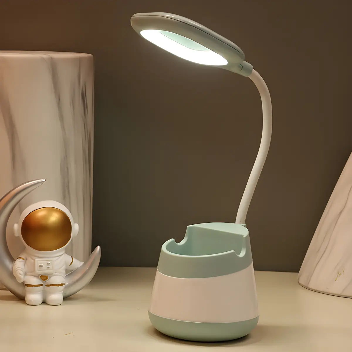 Modern Flexible Desk Lamp with USB Charging, 9 Inch Image - 18