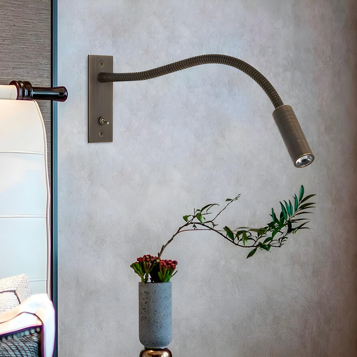 Modern Flexible Gooseneck Gold LED Metal Wall Sconce Image - 6