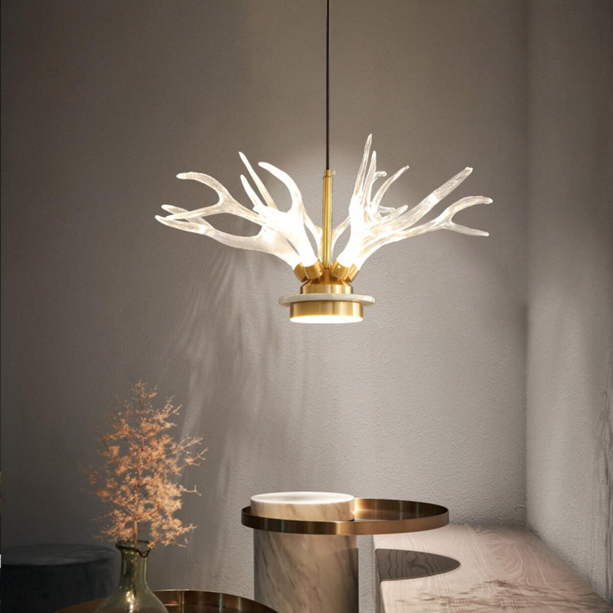 Modern Gold Antler Clear Acrylic Pendant Chandelier Image - 1