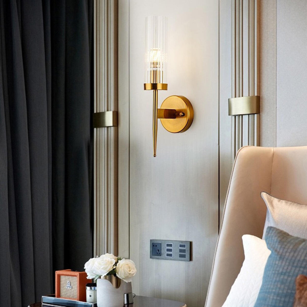 Modern Gold Cylinder Transparent Glass Wall Sconce Image - 8