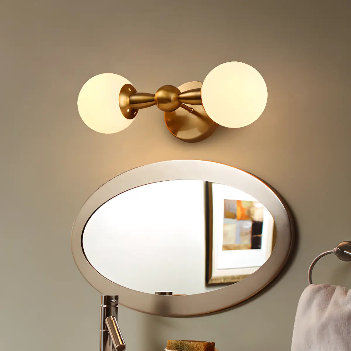 Modern Gold Double Globe Vanity Wall Sconce Light Image - 4