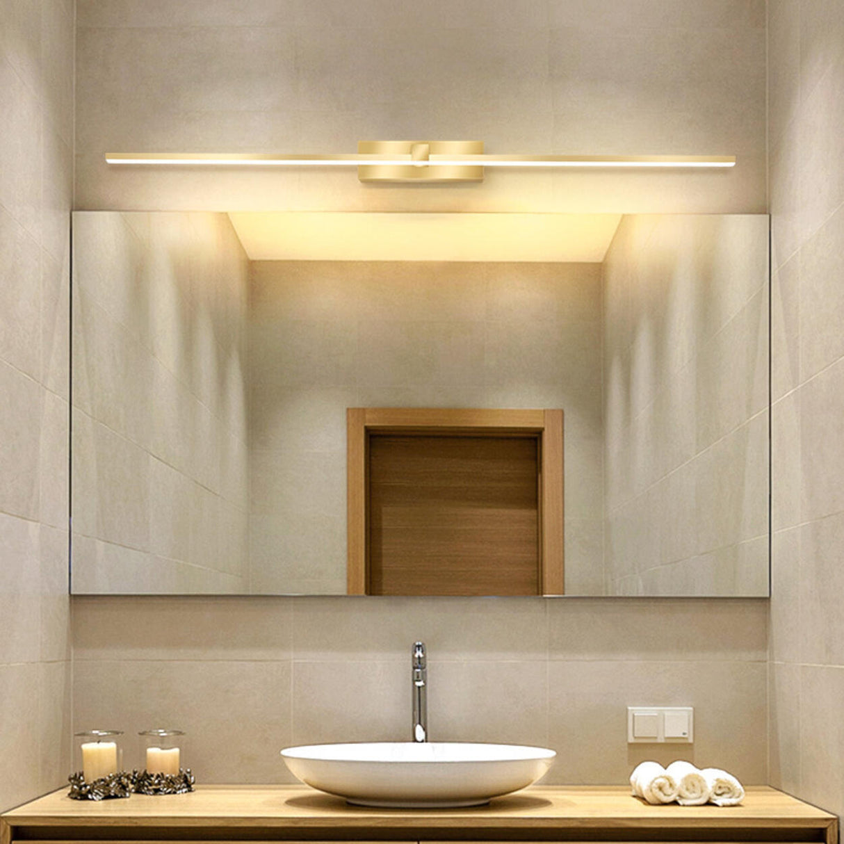 Modern Gold LED Linear Vanity Light Fixture Image - 4