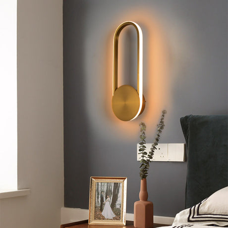 Modern Gold Minimalist Circular Wall Sconce Image - 2