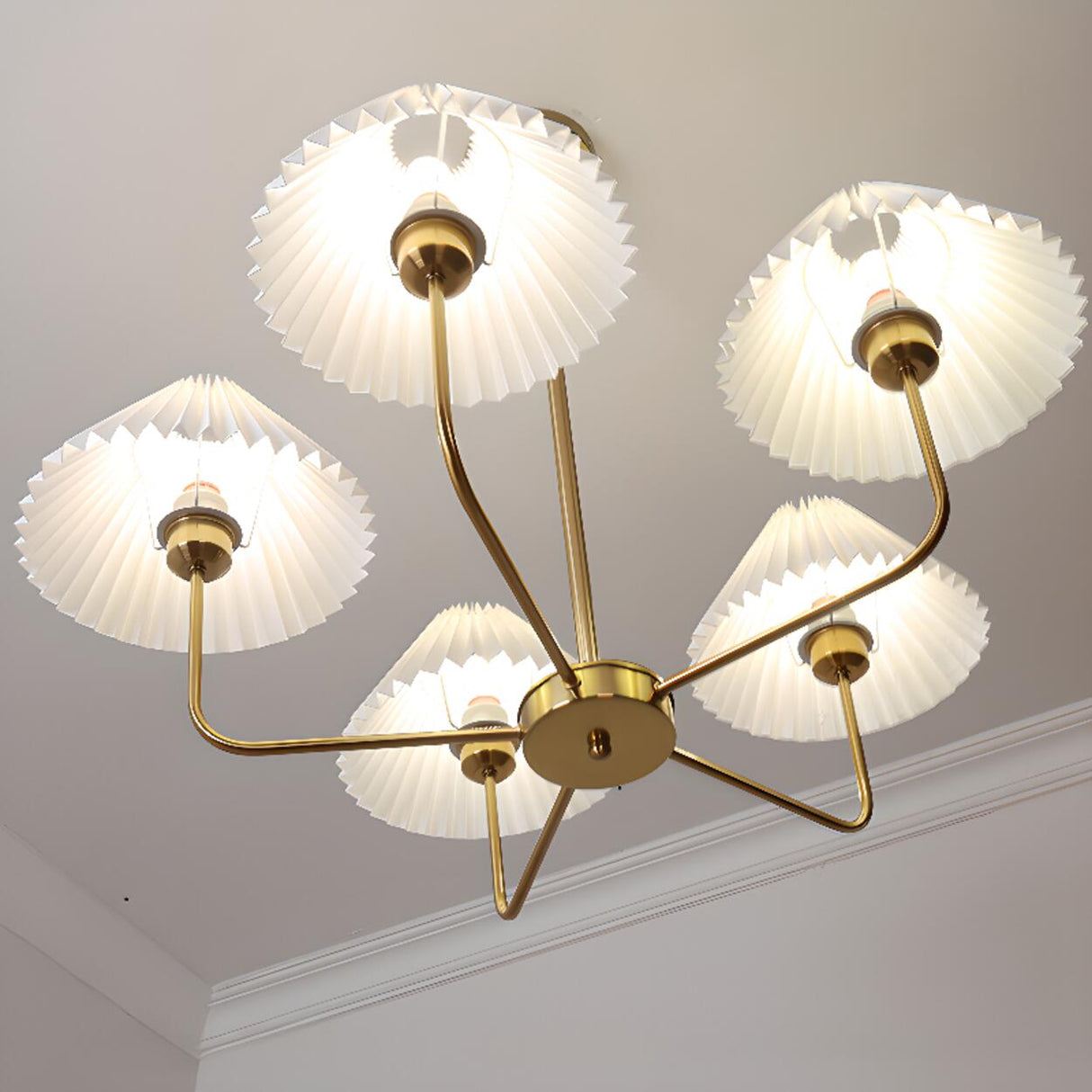 Modern Gold White Pleated Fabric Round Chandelier Image - 16