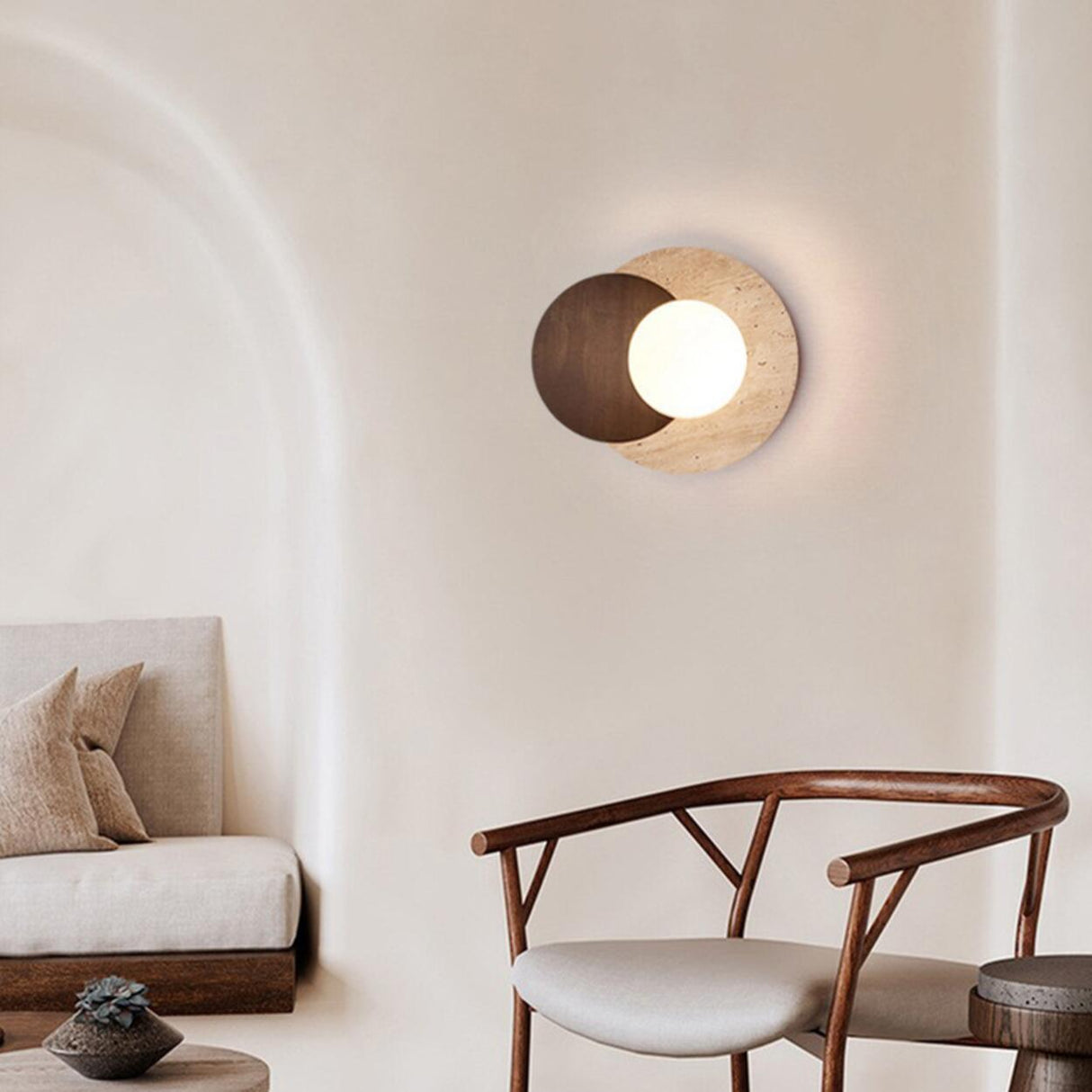 Modern Minimalist Dual-Tone Circle Wall Lamp Image - 1