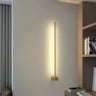 Modern Minimalist Gold Linear Wall Sconce Image - 4