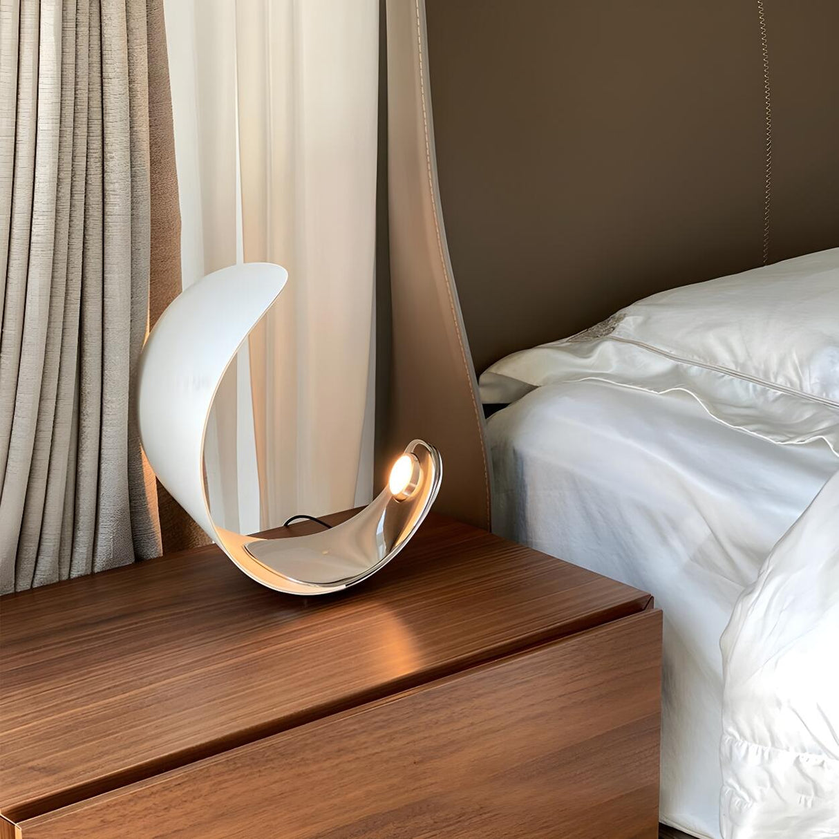 Modern Minimalist Silver Curl Moon Metal Table Lamp Image - 8