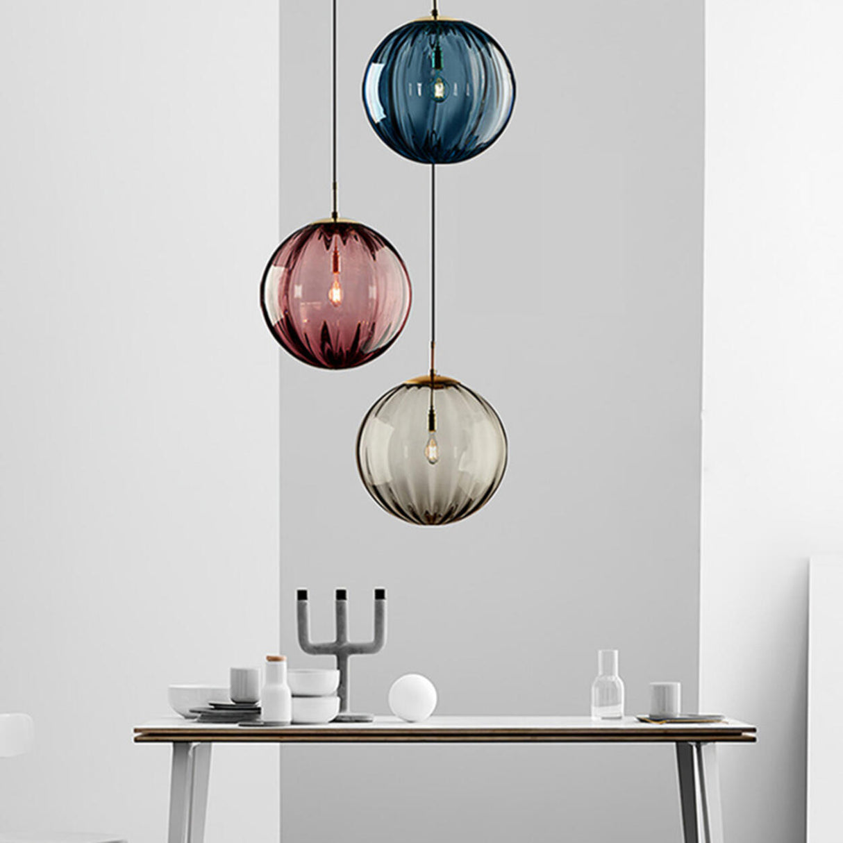 Modern Multicolor Glass Globe Dining Room Pendant Light Image - 1