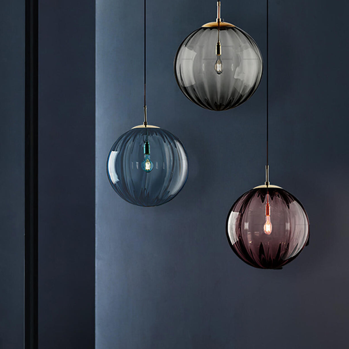 Modern Multicolor Glass Globe Dining Room Pendant Light Image - 4