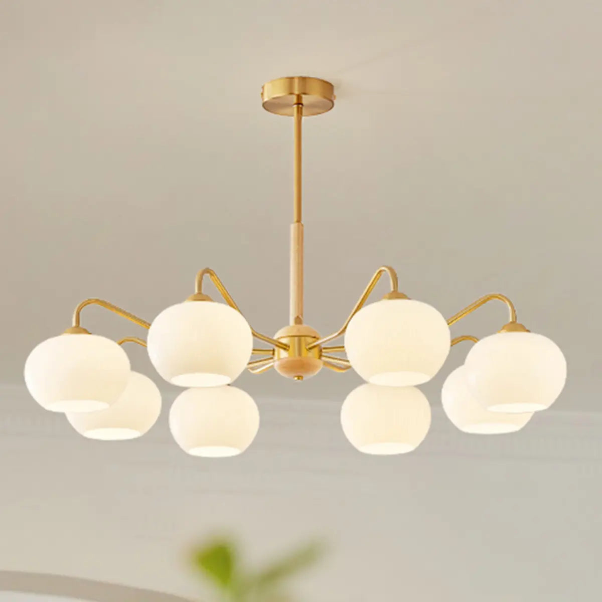 Modern Round Glass Ceiling Light Gold 8-Bulb Chandelier Image - 2