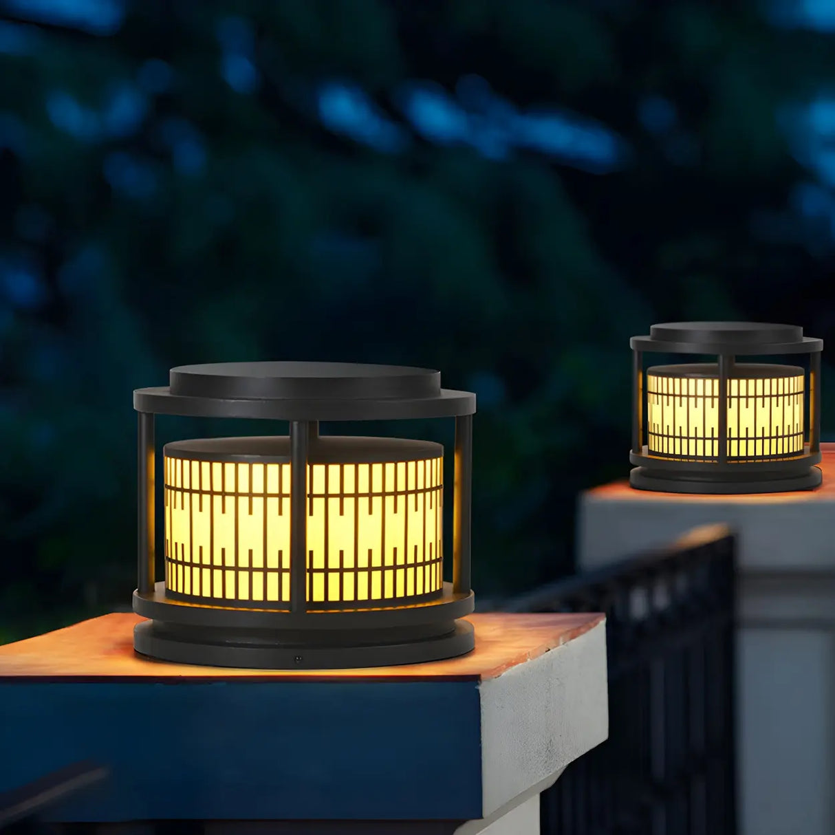 Modern Round Lantern Outdoor Aluminum Column Light Image - 4