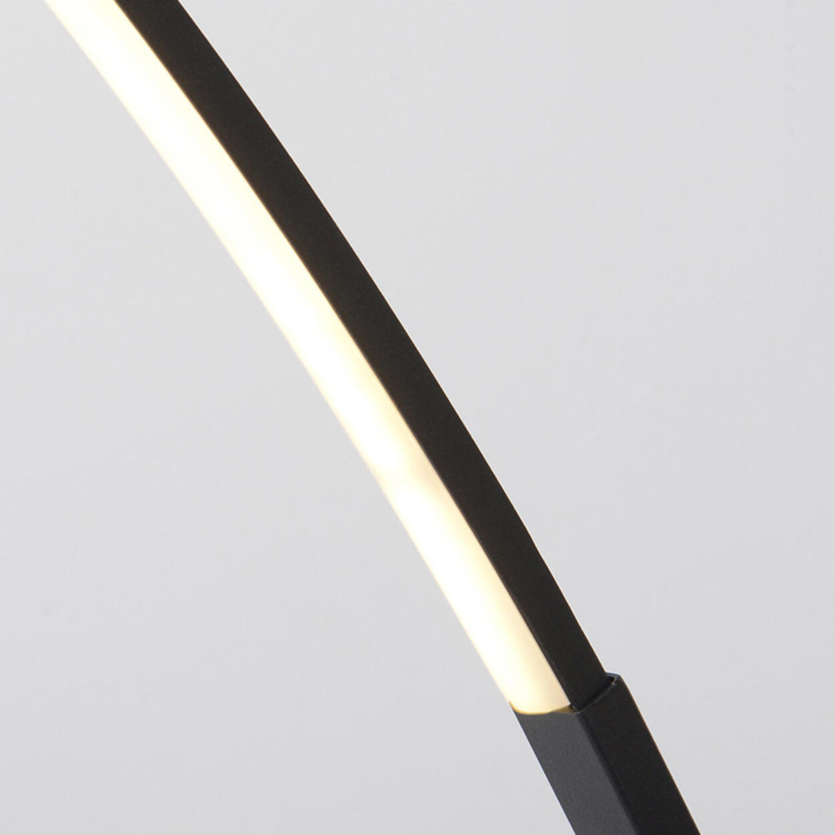 Modern Simple Black Metal Arced Linear Floor Light Image - 10