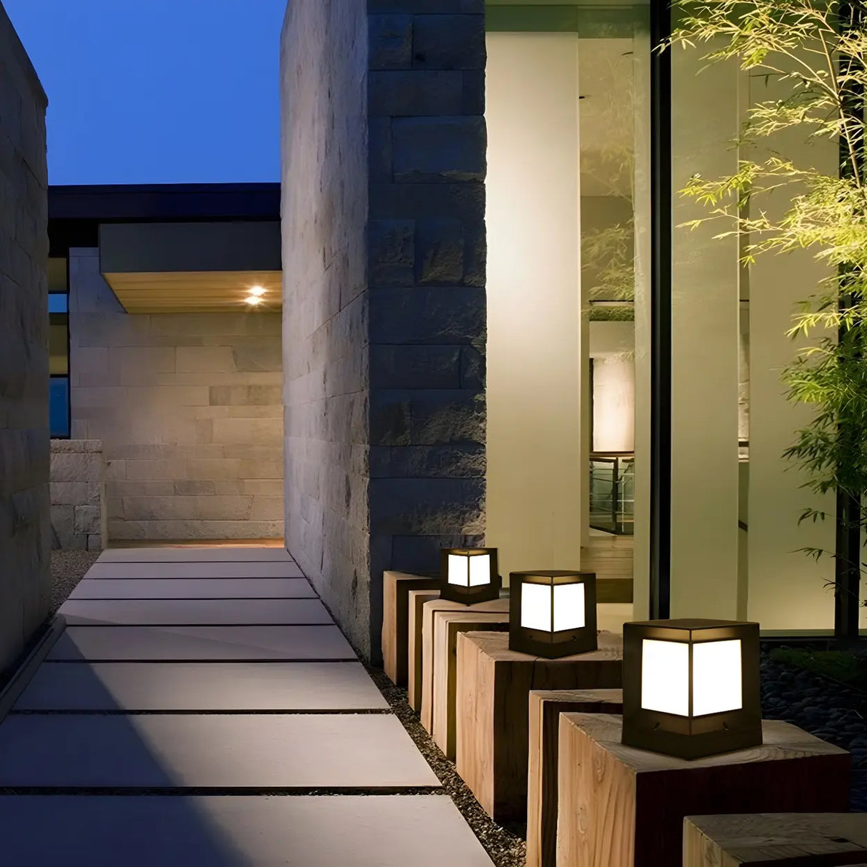 Modern Simple Solar Cube Black Outdoor Pathway Lamp Image - 11