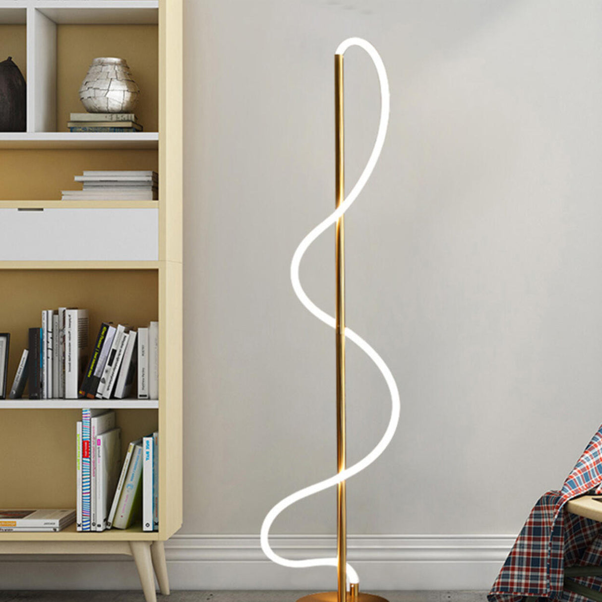 Modern Simple Spiral Gold Metal LED Floor Lamp Image - 3