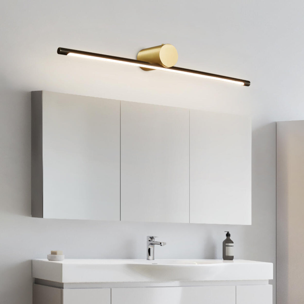 Modern Sleek Gold Linear LED Bathroom Vanity Light Image - 3