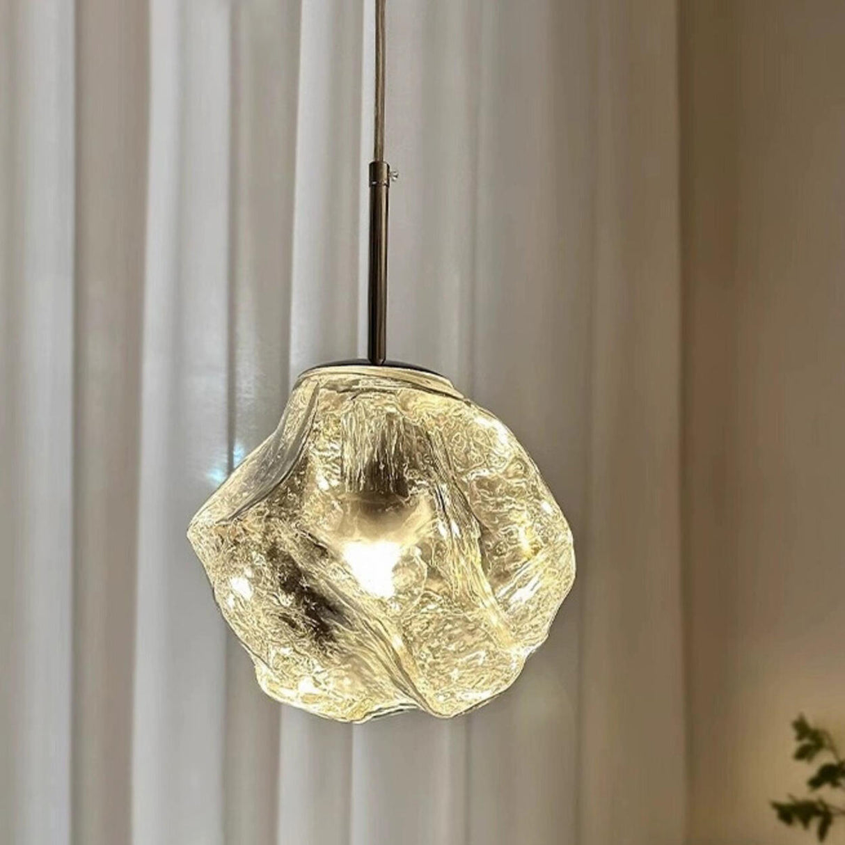 Modern Stone Ice Cube Glass Adjustable Height Pendant Light Image - 3