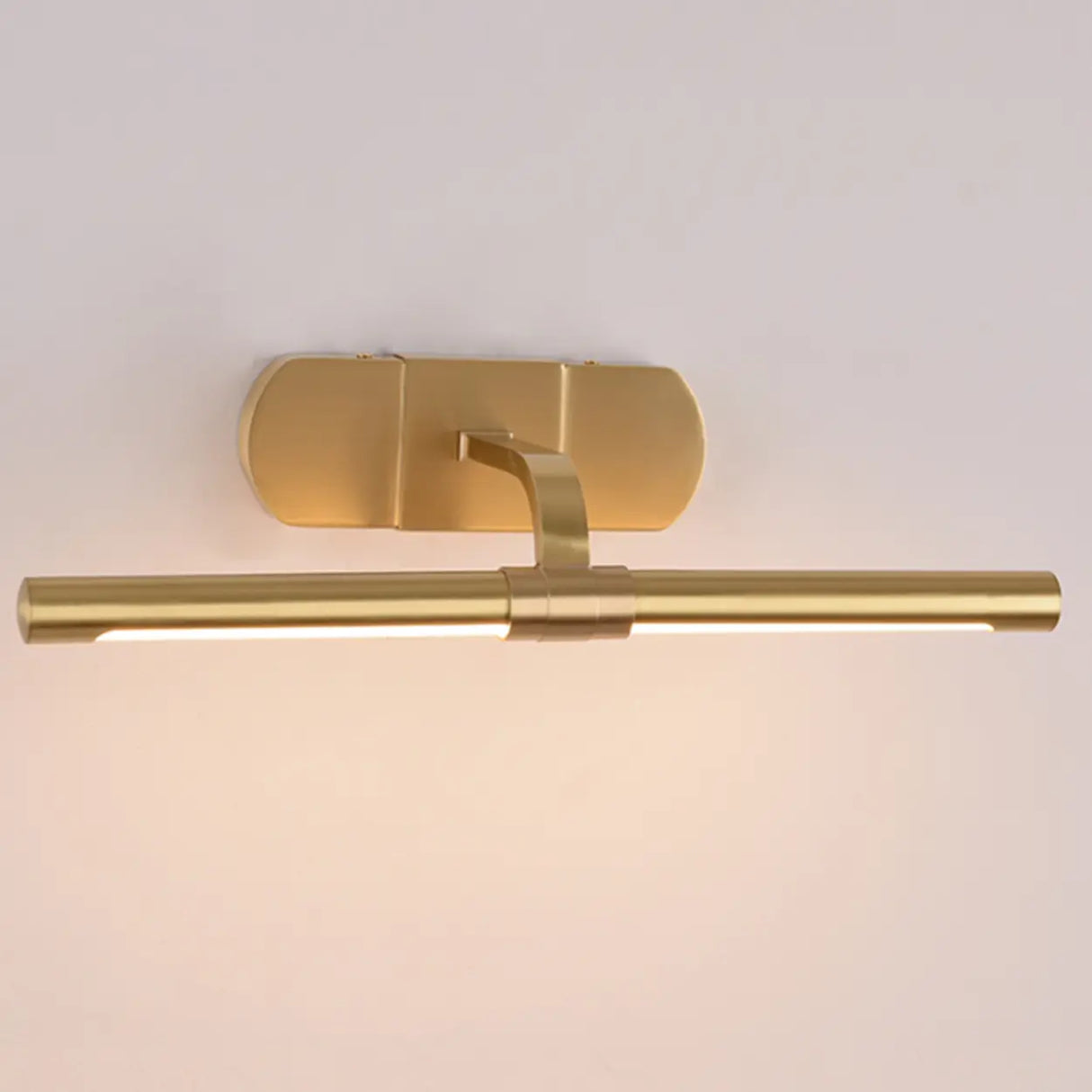 Modern Straight Linear Brass Wall-Mounted Vanity Light Image - 2