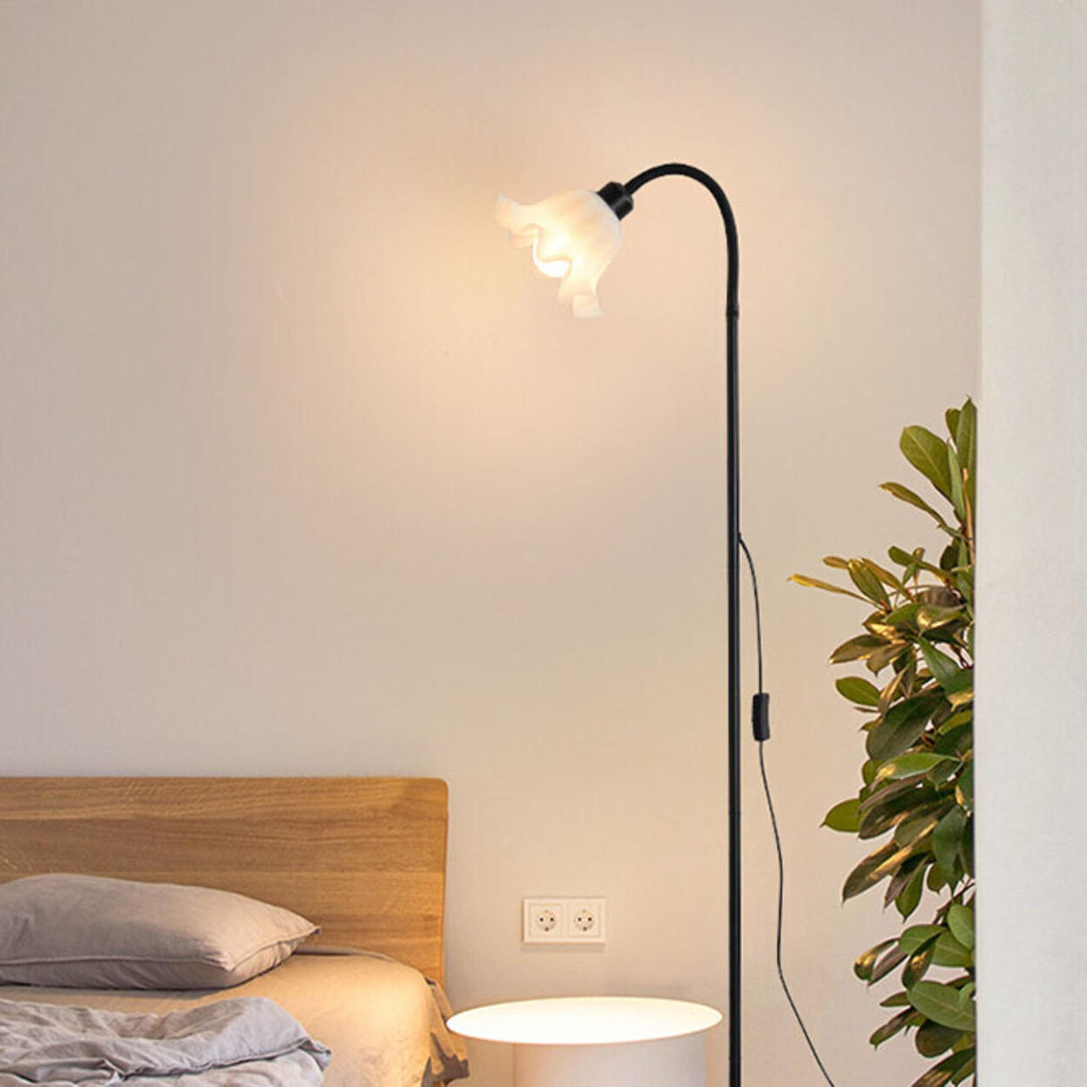 Modern Stylish White Floral Metal LED Floor Lamp Image - 14