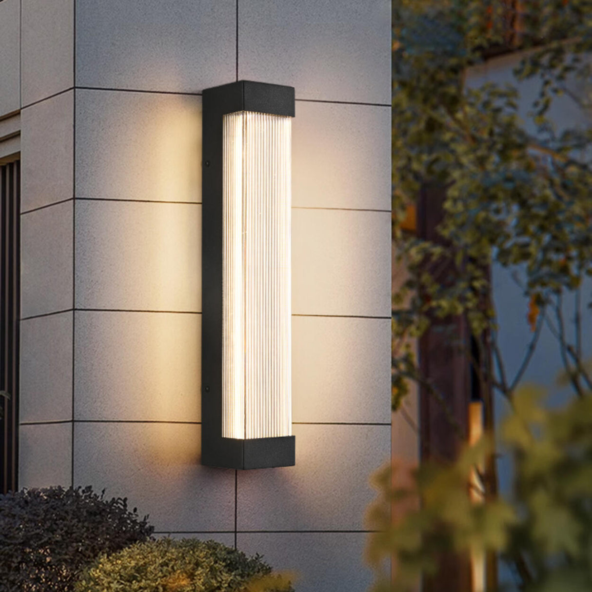 Modern Vertical Outdoor Ribbed Glass Wall Sconce Image - 4